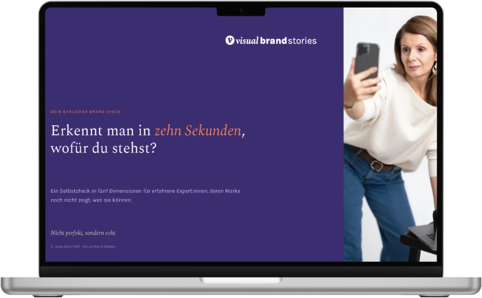 Vorschau des VBS Brand Check als ausfüllbares PDF auf einem Laptop